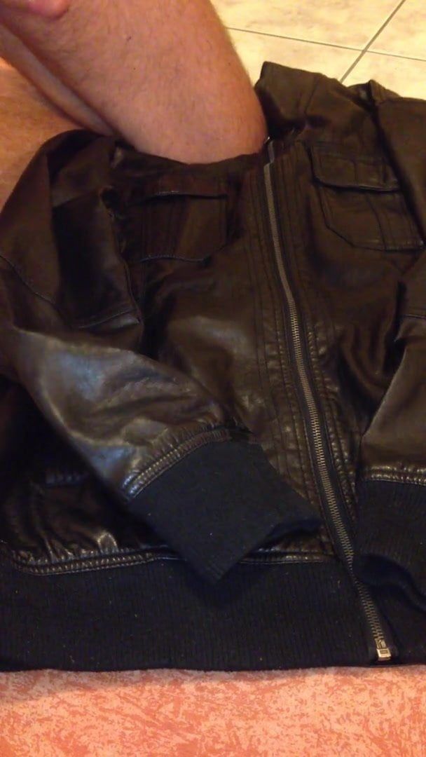 Leather jacket cum