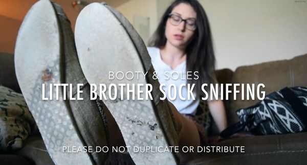 Diesel reccomend nylon feet soles sisters sniffing