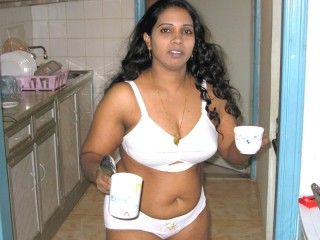 Seductive Indian Cam Couple From Arxhamster.