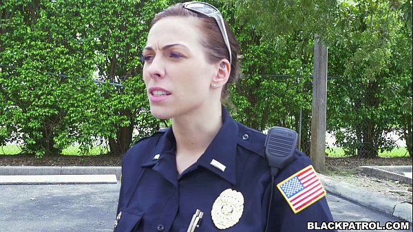 NFL reccomend girl sucks cops dick