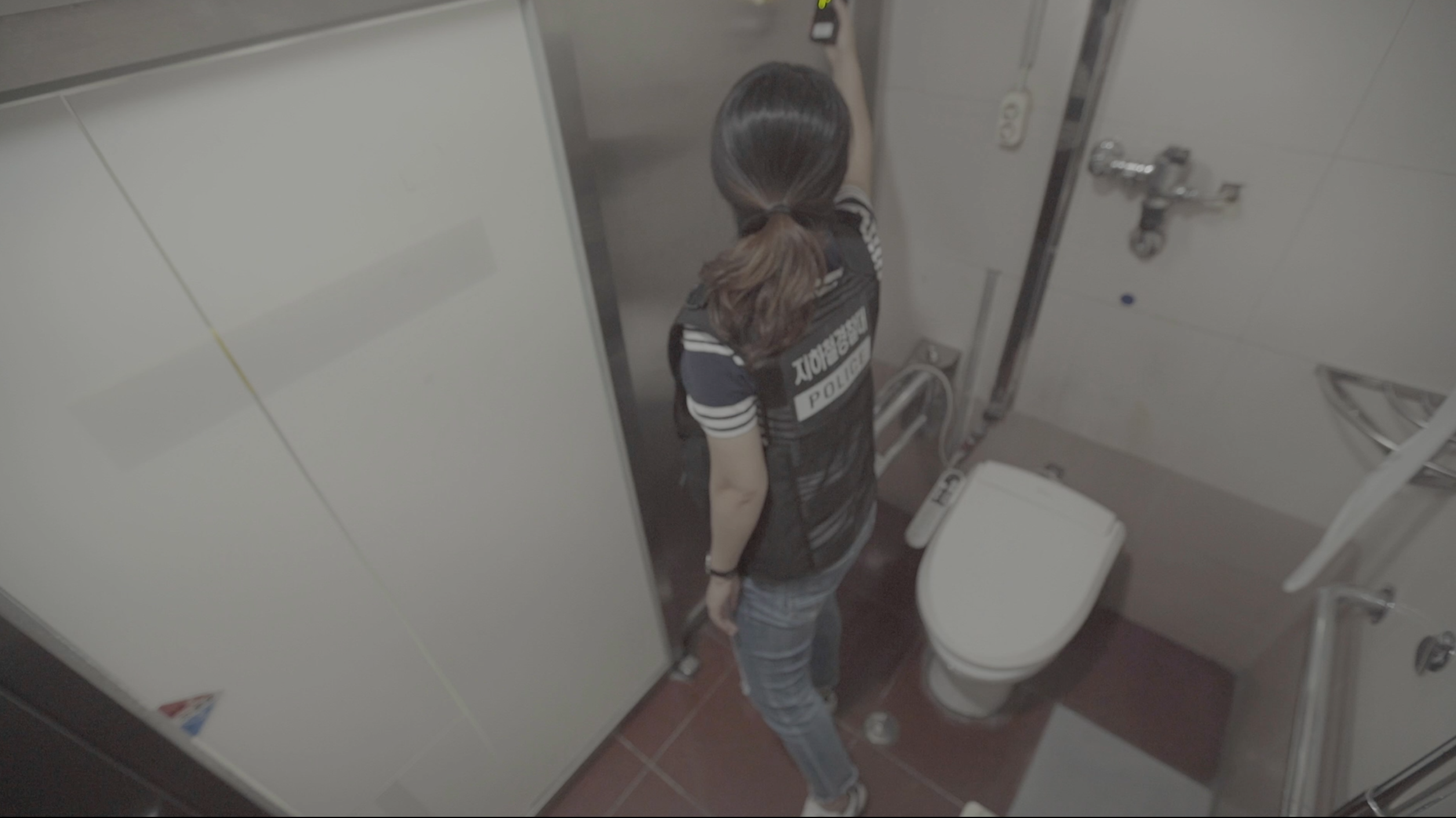 Boss reccomend korean toilet cam