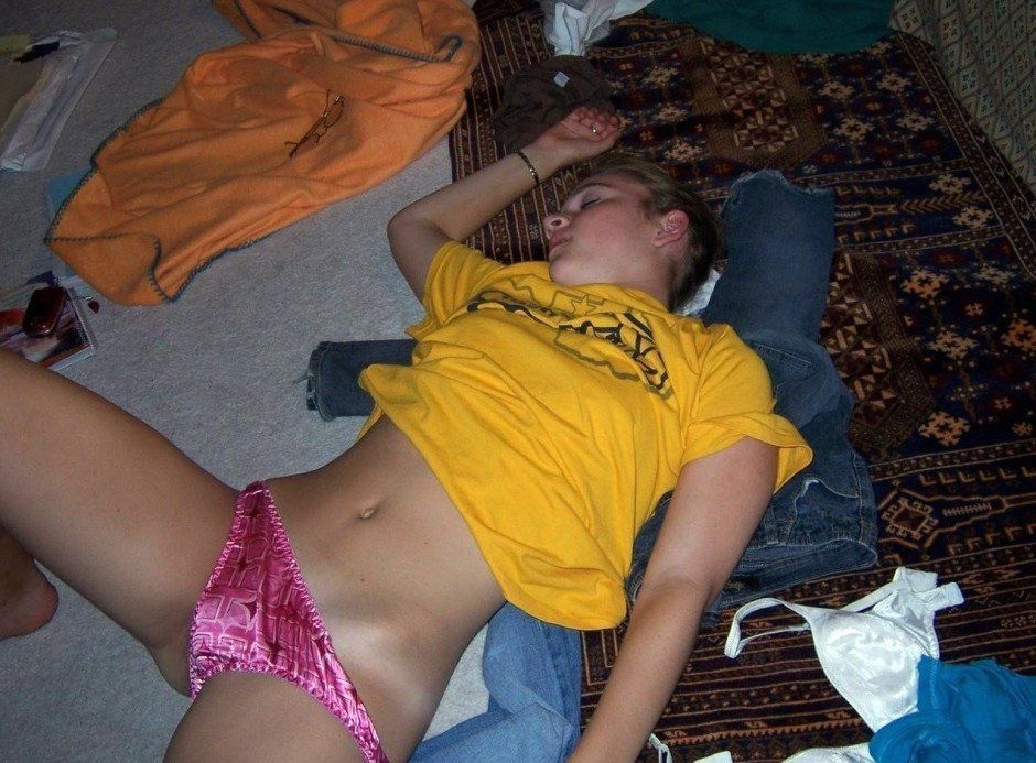 Drunk passed out sleeping milfs