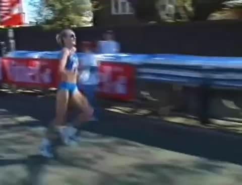 Paula radcliffe peeing at marathon