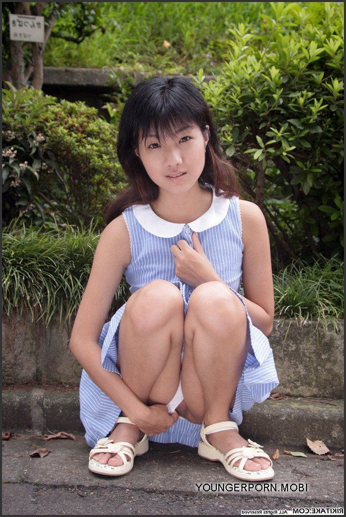 Thunderbird recommendet schoolgirl upskirt japanese